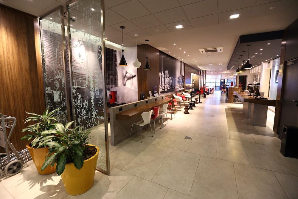 Ibis Buenos Aires Obelisco Hotel Екстериор снимка