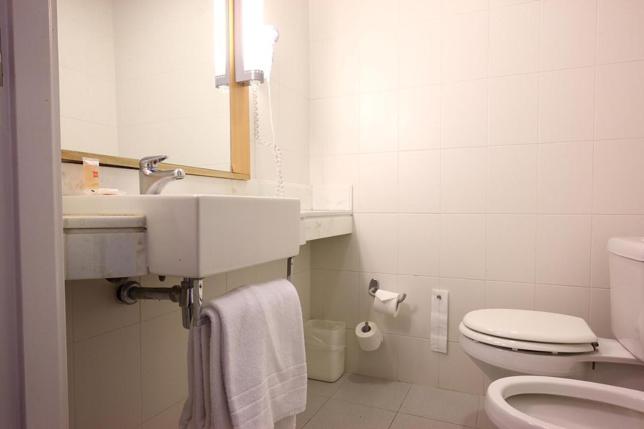 Ibis Buenos Aires Obelisco Hotel Екстериор снимка