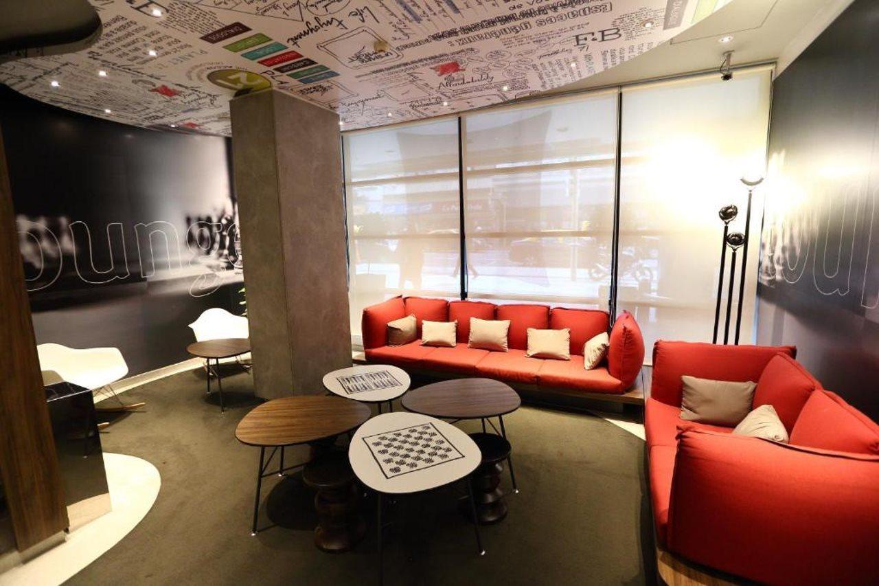 Ibis Buenos Aires Obelisco Hotel Екстериор снимка