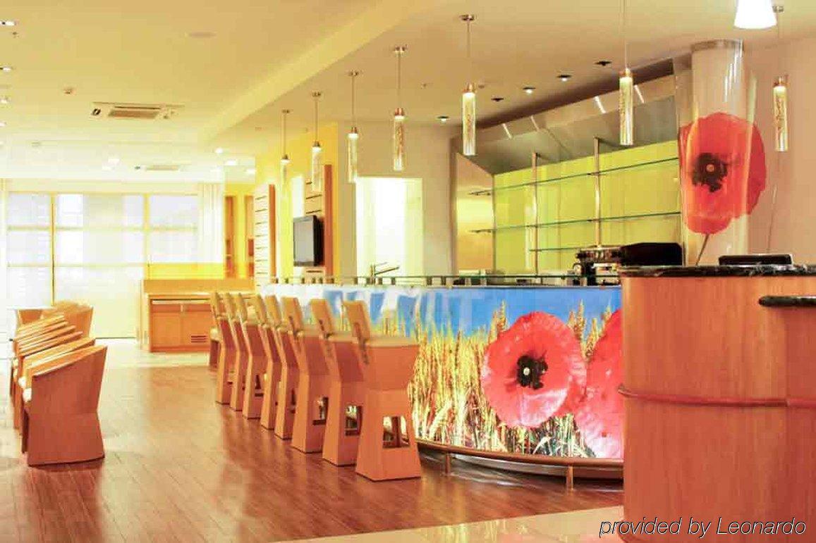 Ibis Buenos Aires Obelisco Hotel Екстериор снимка