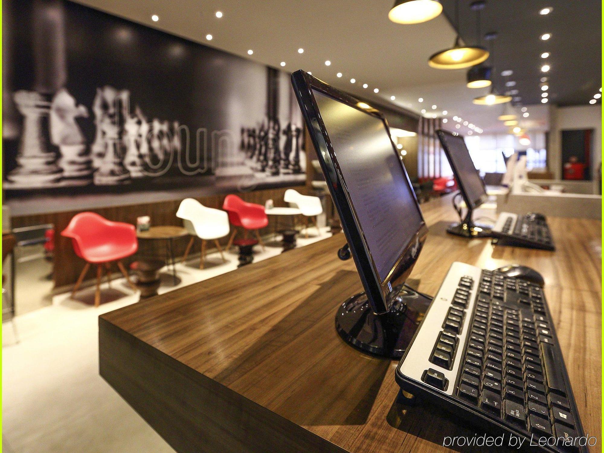 Ibis Buenos Aires Obelisco Hotel Екстериор снимка