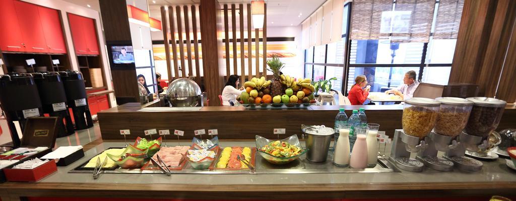 Ibis Buenos Aires Obelisco Hotel Екстериор снимка