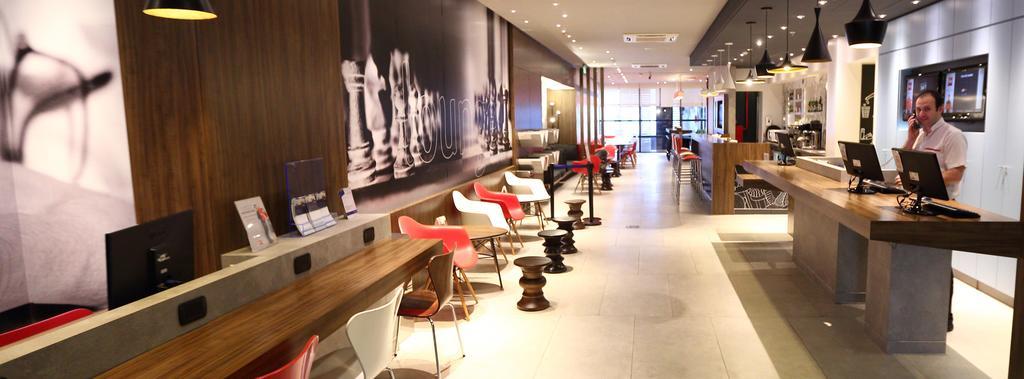 Ibis Buenos Aires Obelisco Hotel Екстериор снимка