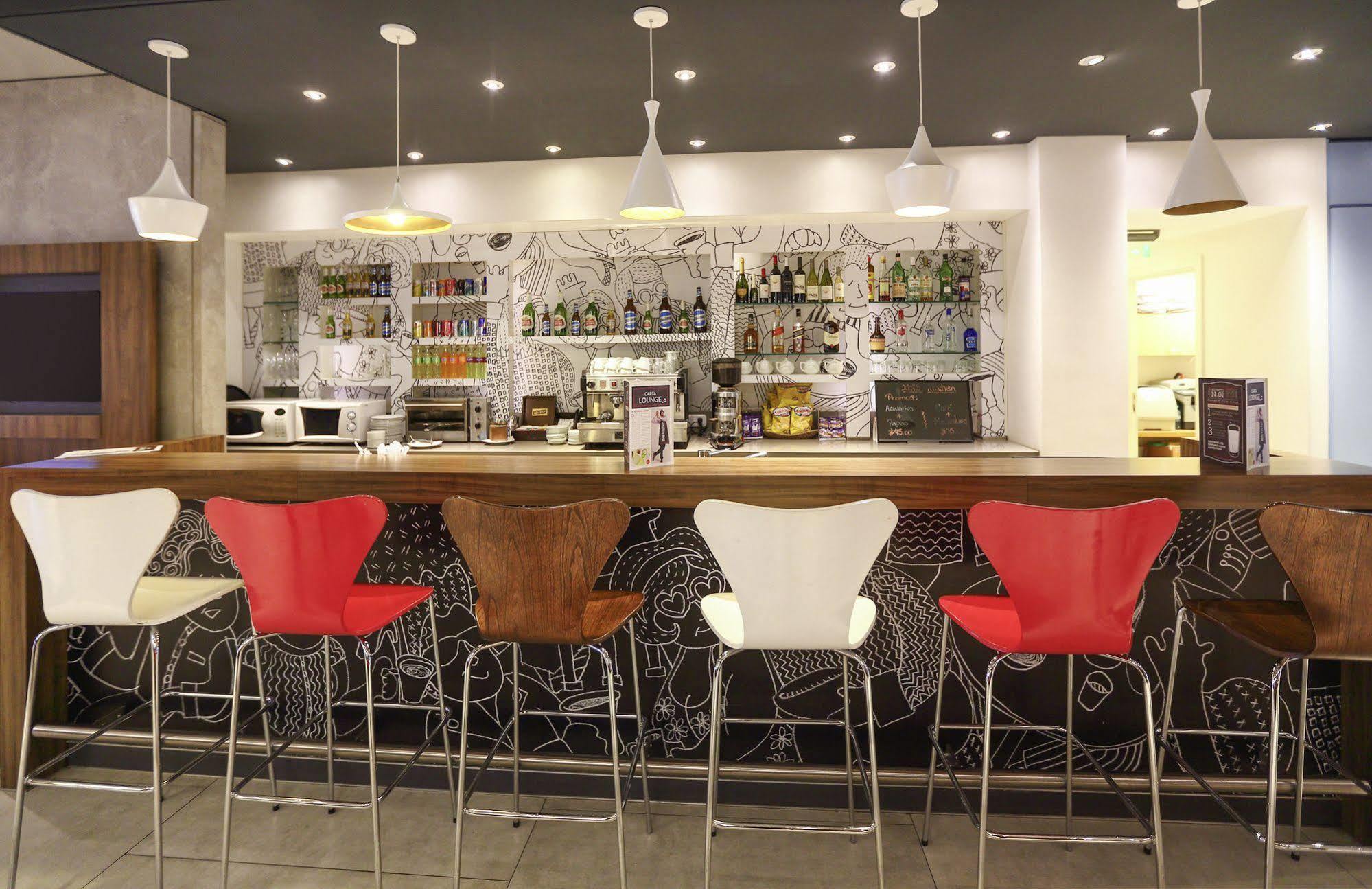 Ibis Buenos Aires Obelisco Hotel Екстериор снимка